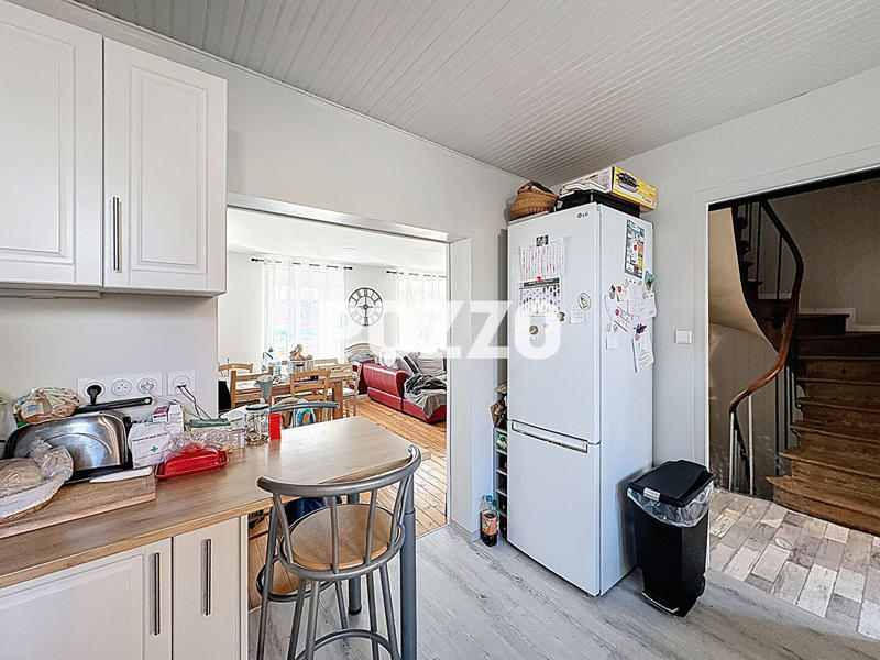 Maison - 178 m² - 9 pièces