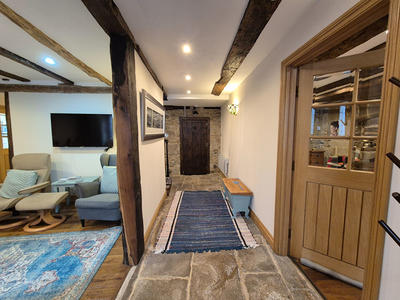 Maison - 226 m² - 9 pièces