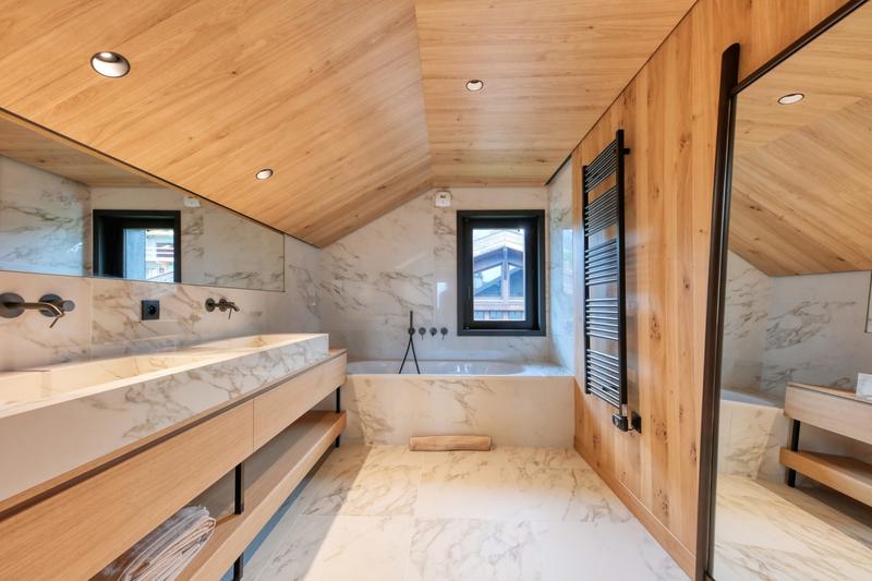 Châlet - 450 m² - 9 pièces