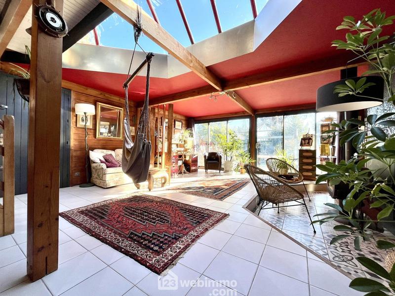 Maison - 190 m² - 6 pièces