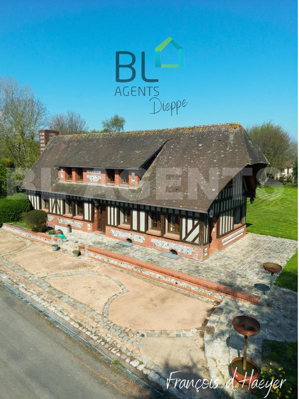 Maison - 150 m² - 4 pièces