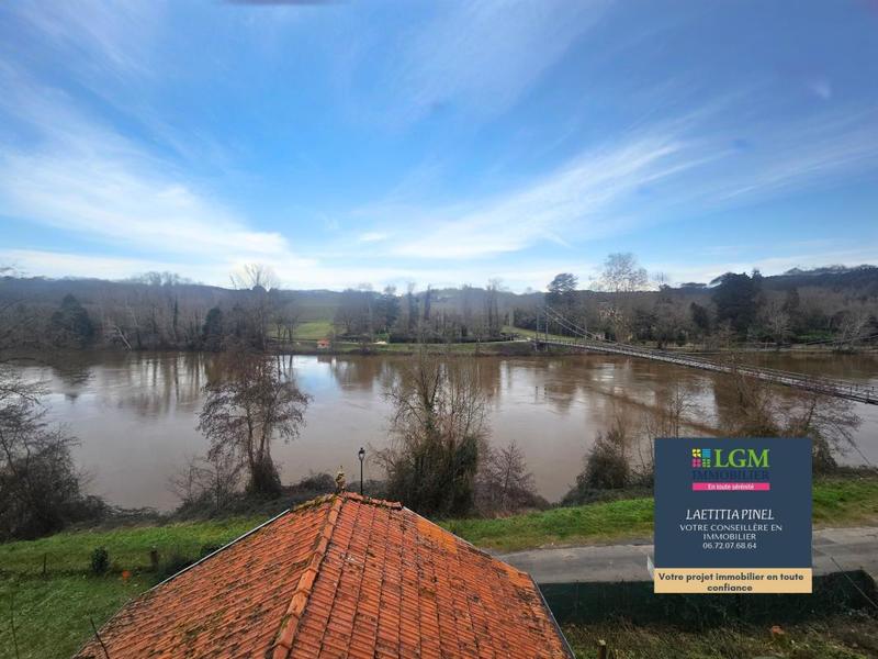 Maison - 105 m² - 2 pièces