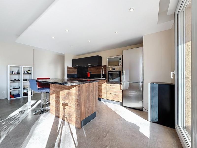 Appartement - 75 m² - 3 pièces