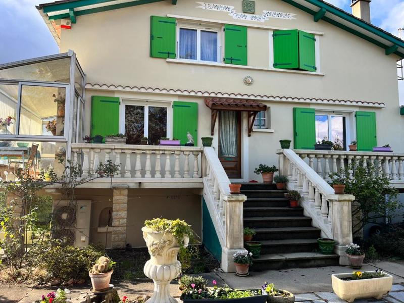 Maison - 106 m² - 6 pièces