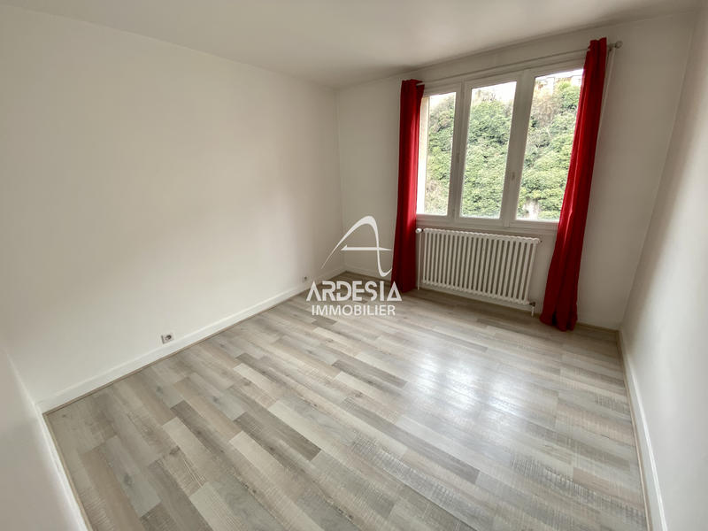 Appartement - 76 m² - 3 pièces