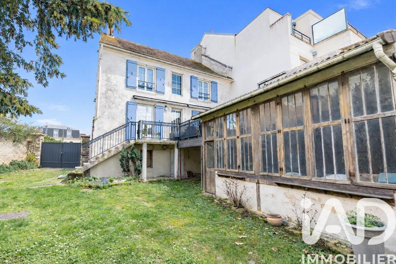 Maison - 157 m² - 8 pièces