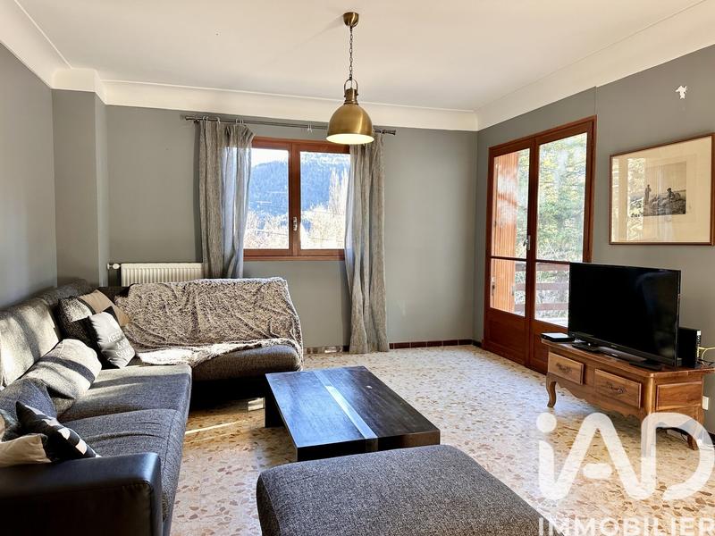 Maison - 160 m² - 7 pièces