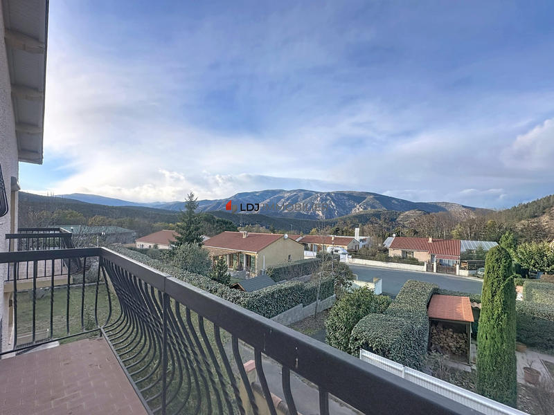 Maison - 190 m² - 8 pièces