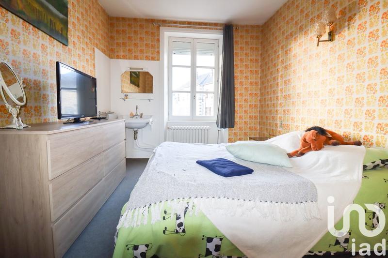 Maison - 262 m² - 12 pièces