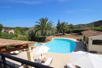 Villa - 185 m² - 5 pièces