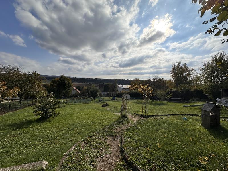 Terrain constructible - 1 000 m²