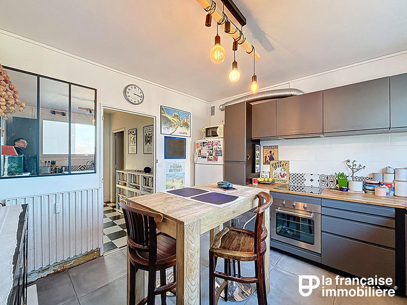 Appartement - 128 m² - 5 pièces