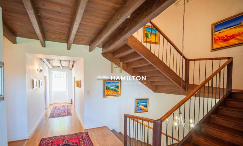 Maison de maîtres - 506 m² - 19 pièces