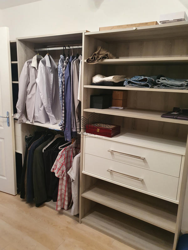 Maison - 200 m² - 6 pièces