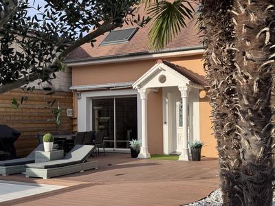 Maison - 110 m² - 6 pièces