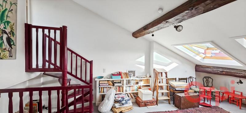 Penthouse - 130 m² - 5 pièces