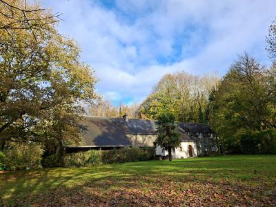 Propriété - 7 pièces