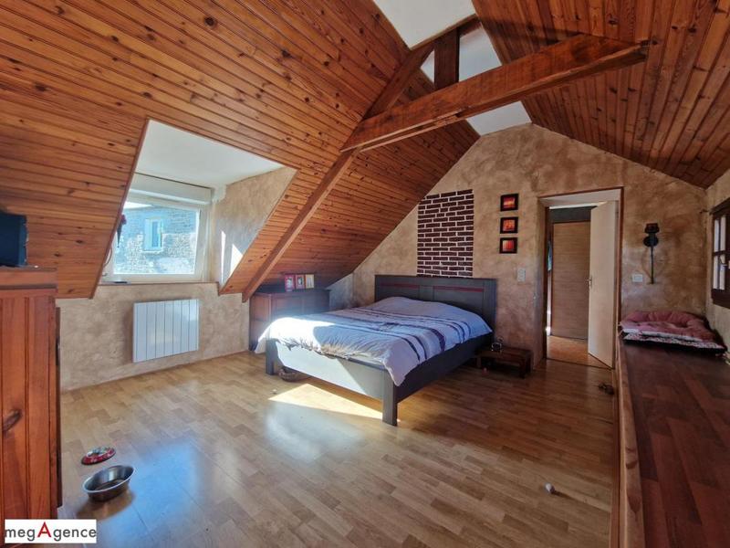 Maison - 136 m² - 4 pièces