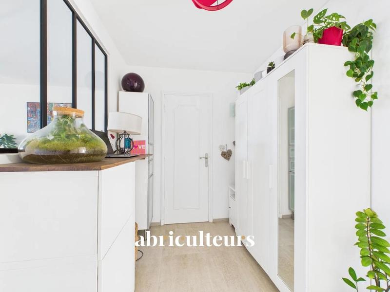 Appartement ancien - 72 m² - 3 pièces