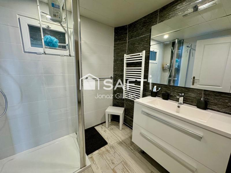 Maison - 83 m² - 5 pièces