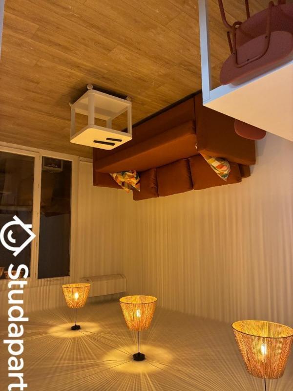 Chambre - 12 m² - 1 pièce