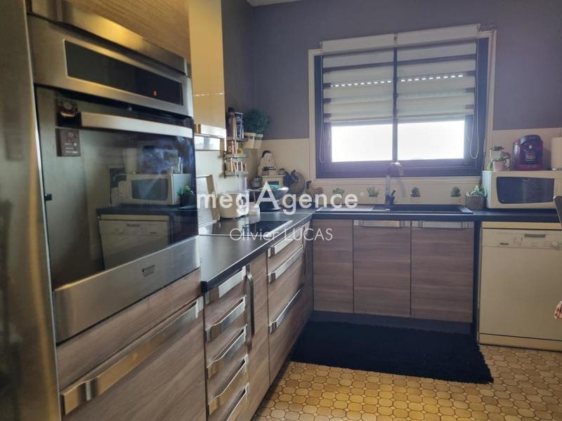 Appartement - 90 m² - 3 pièces