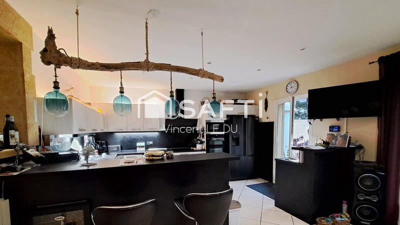 Maison - 210 m² - 5 pièces