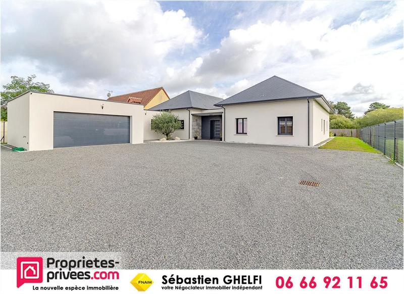 Maison - 207 m² - 7 pièces