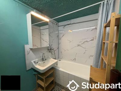 Chambre - 11 m² - 1 pièce