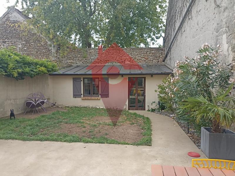 Maison de village - 110 m² - 5 pièces