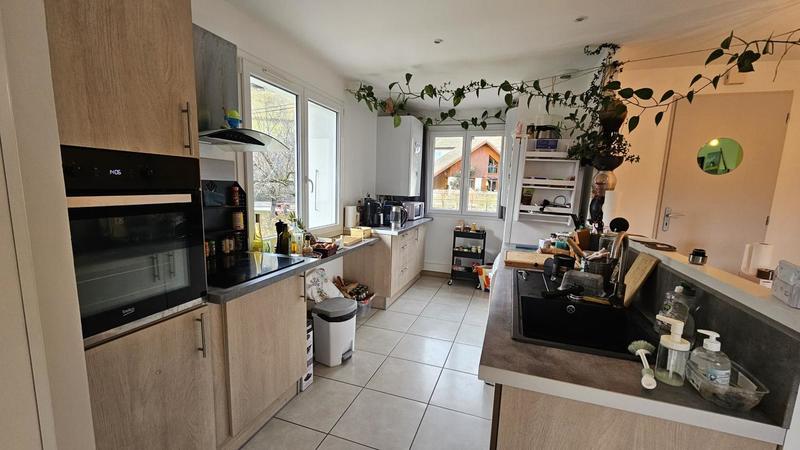 Appartement - 77 m² - 4 pièces