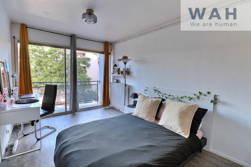 Appartement - 97 m² - 5 pièces