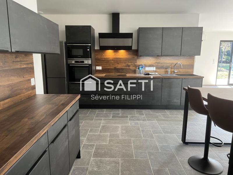 Maison - 147 m² - 5 pièces