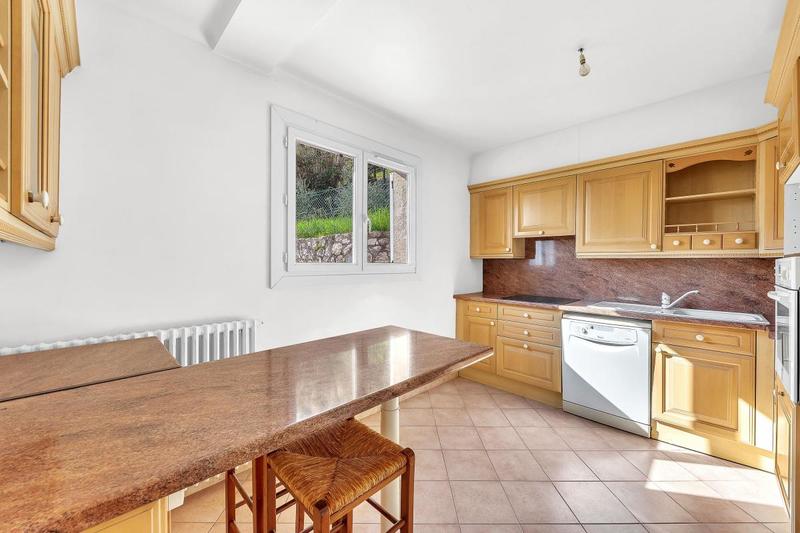 Maison - 152 m² - 7 pièces