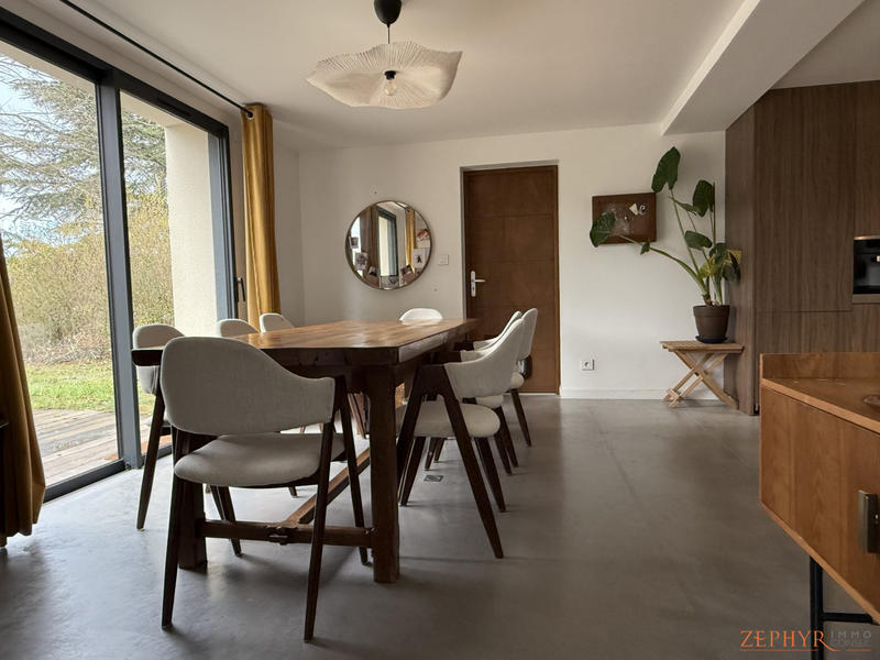 Maison contemporaine - 183 m² - 7 pièces