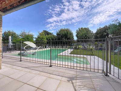 Villa - 146 m² - 6 pièces