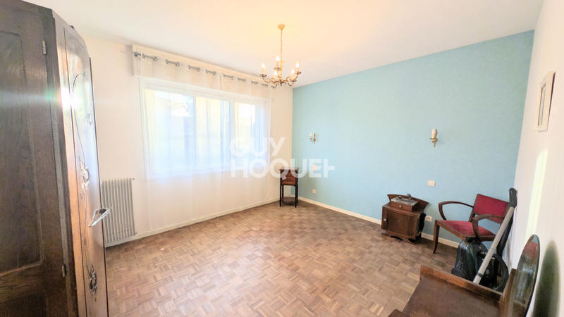 Maison - 121 m² - 7 pièces