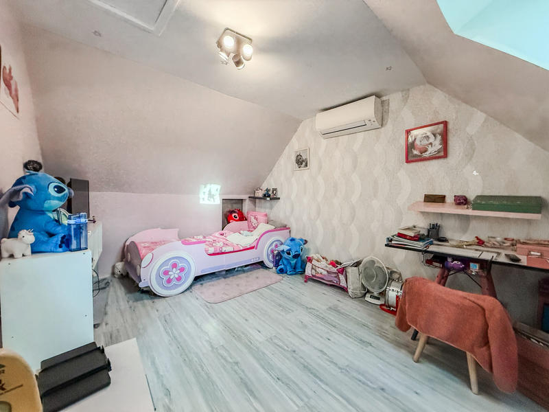 Maison - 125 m² - 5 pièces