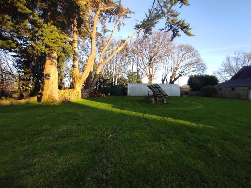 Maison - 300 m² - 10 pièces