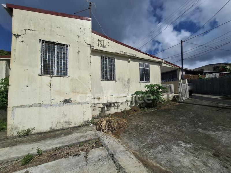 Maison - 73 m² - 4 pièces