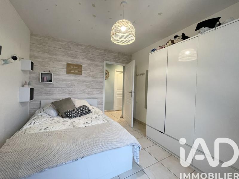 Maison - 99 m² - 5 pièces