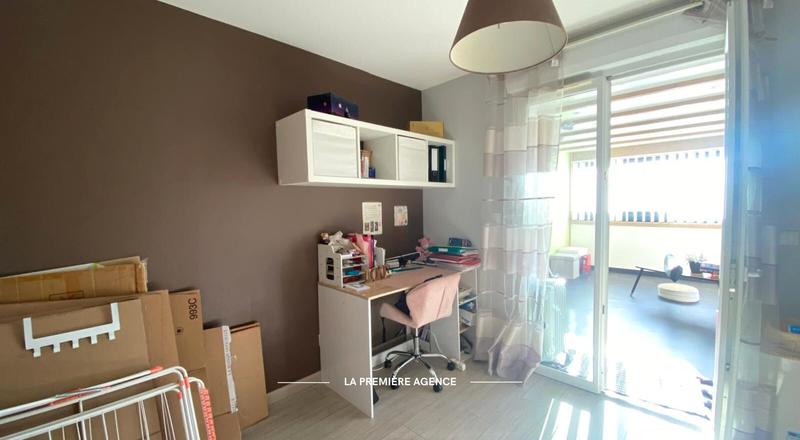 Maison - 94 m² - 5 pièces