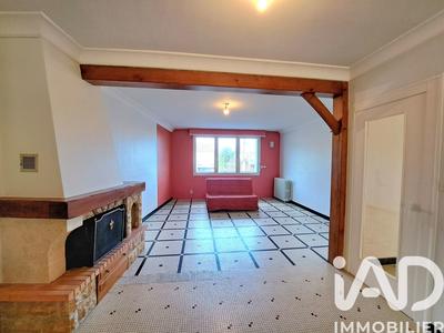 Maison - 97 m² - 5 pièces