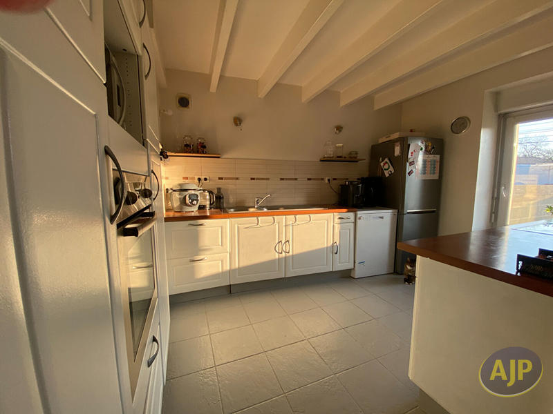Maison - 154 m² - 5 pièces