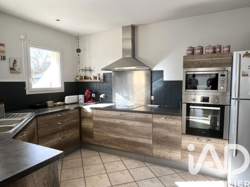 Maison - 143 m² - 6 pièces