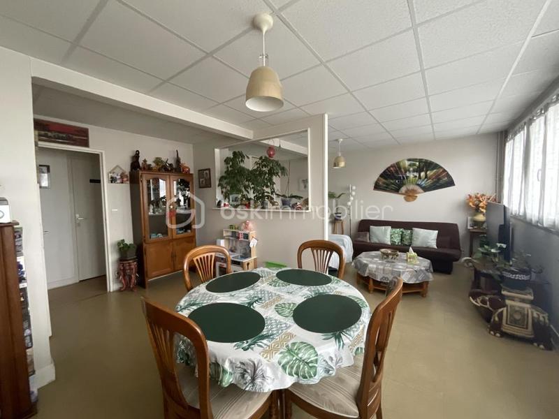 Appartement - 61 m² - 2 pièces