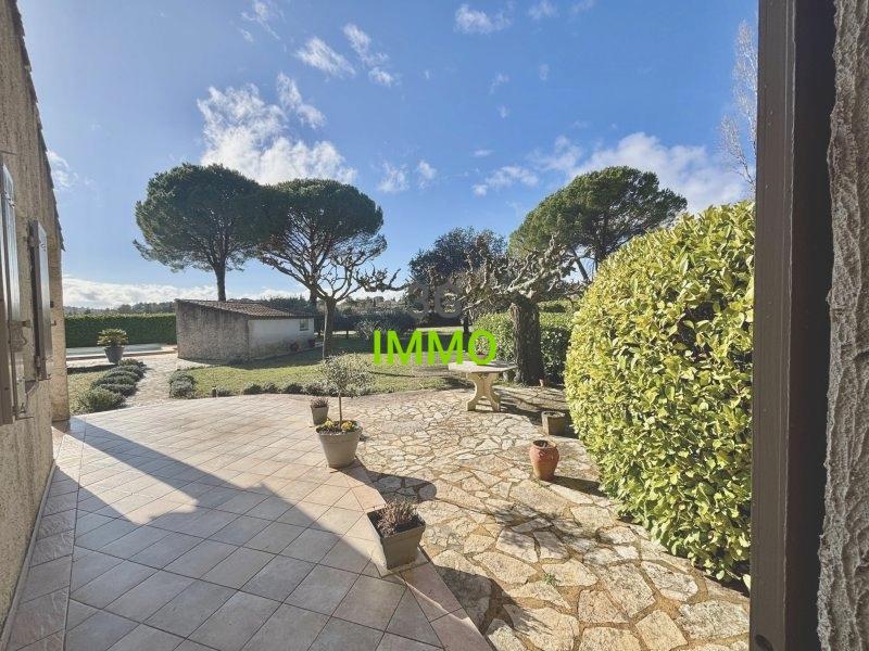 Villa - 141 m² - 6 pièces