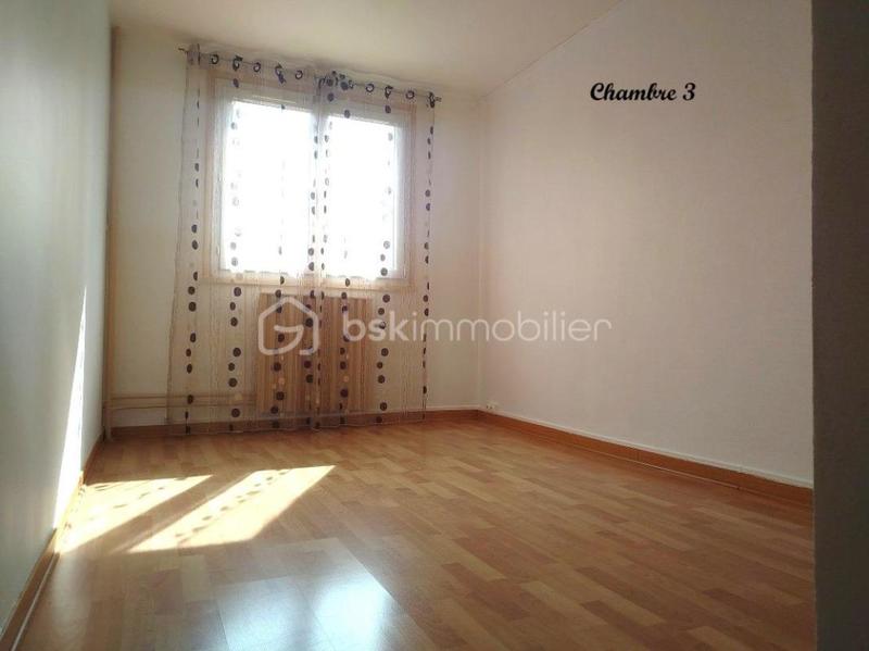 Appartement - 92 m² - 5 pièces
