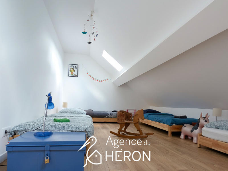 Maison - 151 m² - 7 pièces