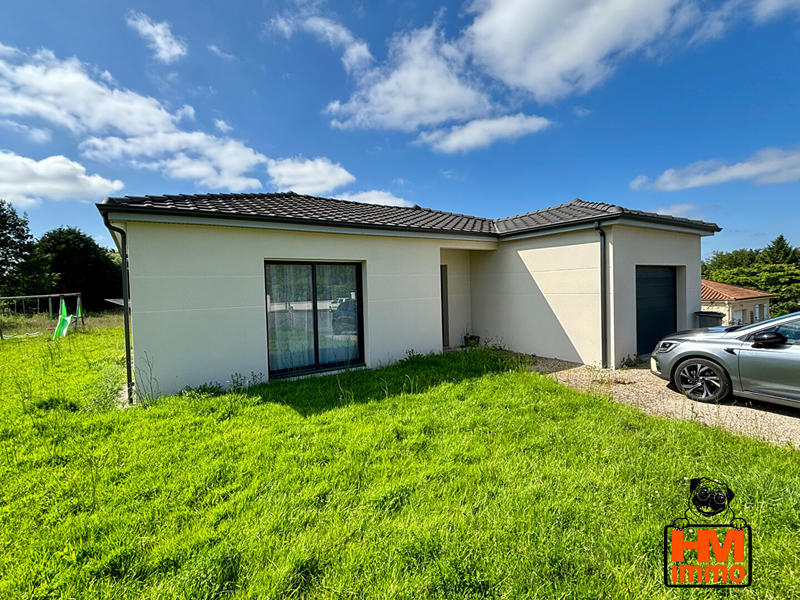 Maison - 98 m² - 4 pièces